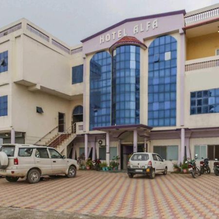 Hotel O Alfa Amb Bagian luar foto